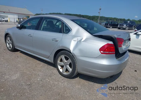 2015 Volkswagen Passat 1.8T Limited Edition from USA, damaged, VIN 1VWAT7A33FC119680